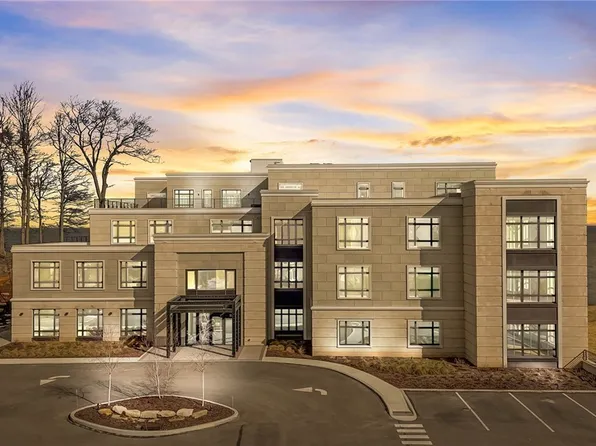 22700 Lake Rd #503, Rocky River, OH 44116