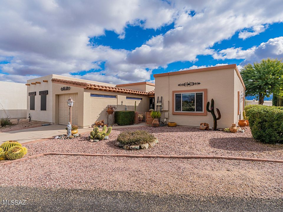 1st image of 840 N Camino De Luz