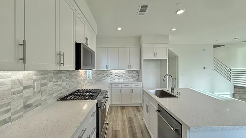 13951 Martel Way Photo 1