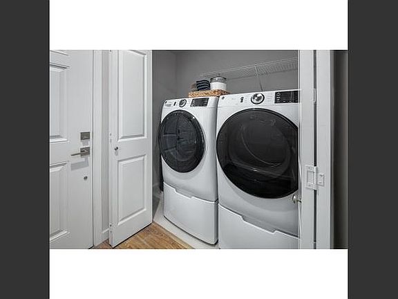 3rd image of 1902 SE 13th St #302