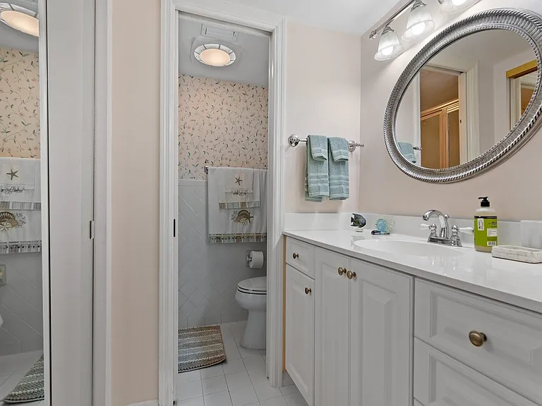 4141 Ocean Dr #402 — Photo 16