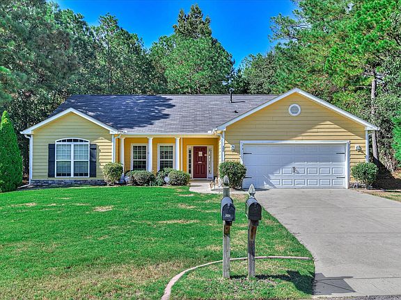 2nd image of 300 Foxchase Cir