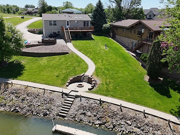 2nd image of 32274 Teal Ln