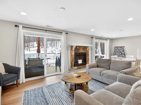 43 Jennings Branch Ct, Lake Ozark, MO 65049
