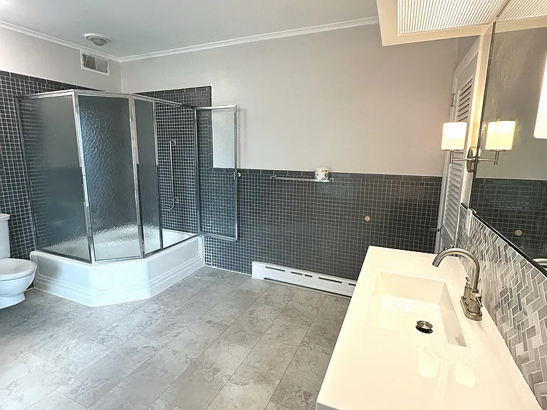 144 Beech St — Photo 16