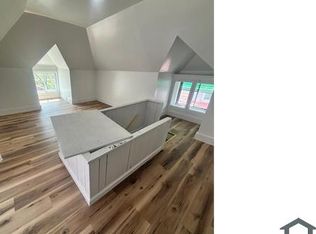 1004 Tweed St, Pittsburgh, PA 15204