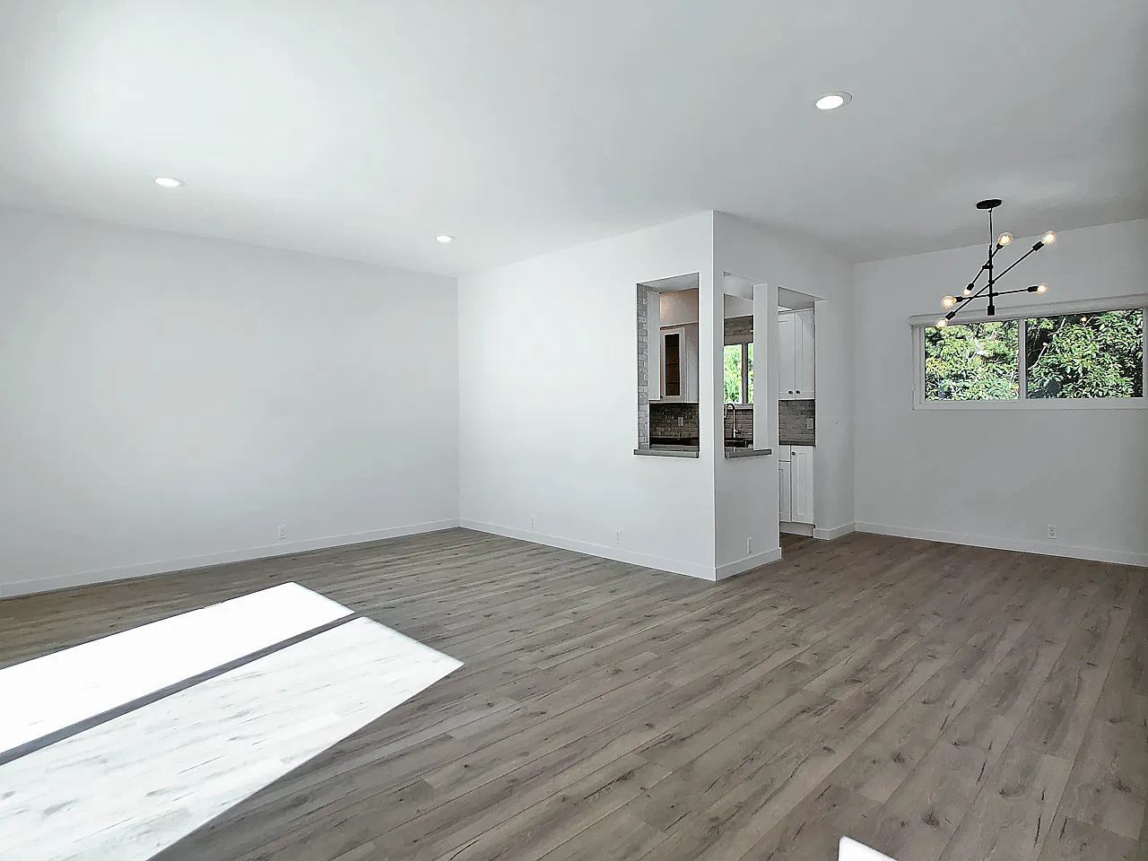 1900 Silver Lake Blvd — Photo 3