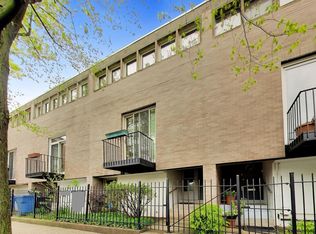 1456 E Park Pl, Chicago, IL 60637