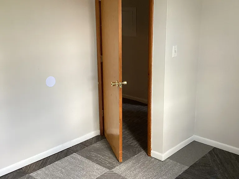 2 bed, 1.0 bath, 700 sqft, $725 — Photo 11