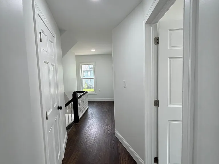 13 Grant St — Photo 9