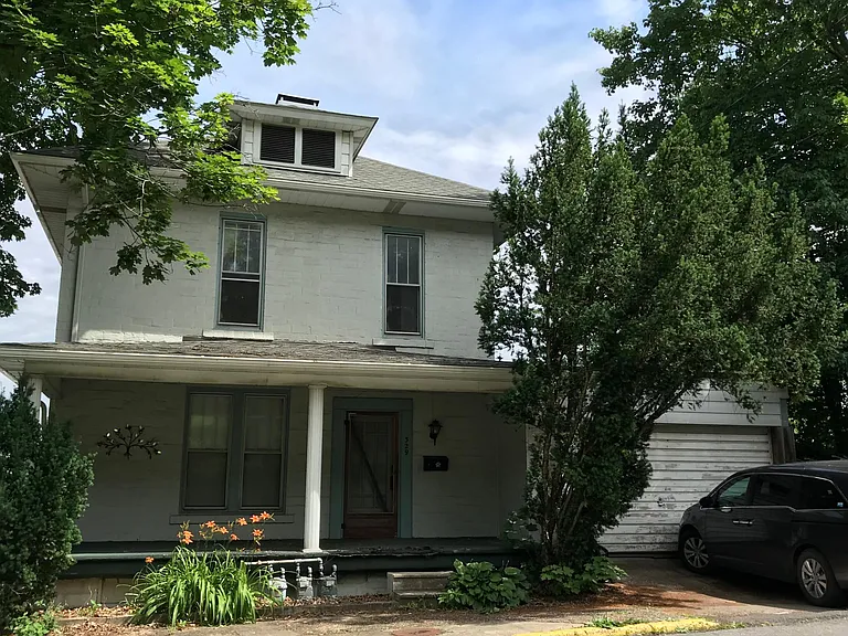 329 Maple Ave — Photo 1