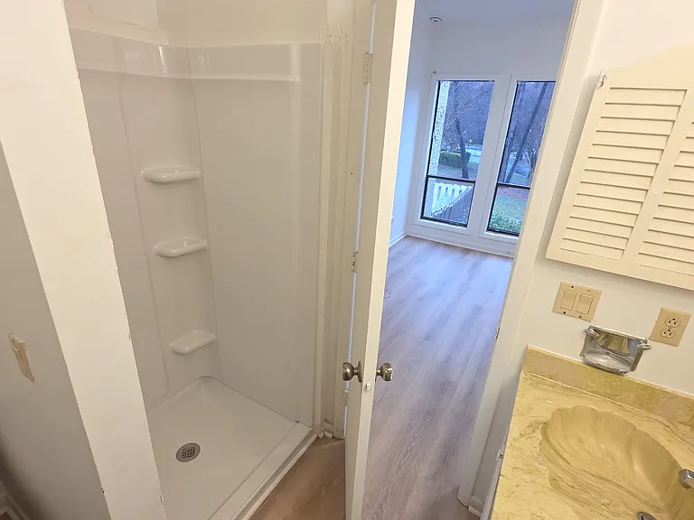 7937 Charter Oak Ln — Photo 11