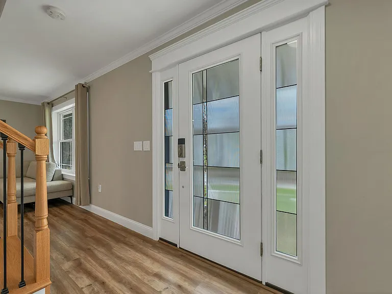 40 Mary Ann Ave — Photo 26