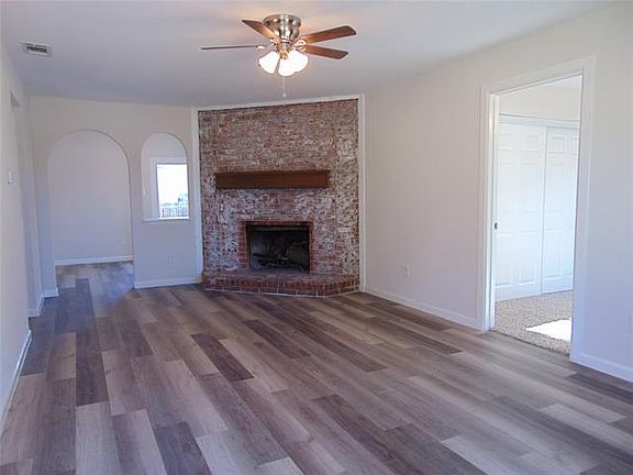 5th image of 1605 Bosque Dr