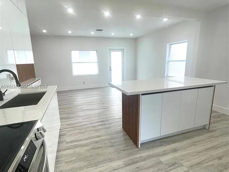 14641 Jackson St — Photo 10