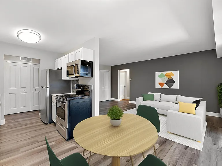 Sunnymede Apartments - Troy, MI — Photo 6