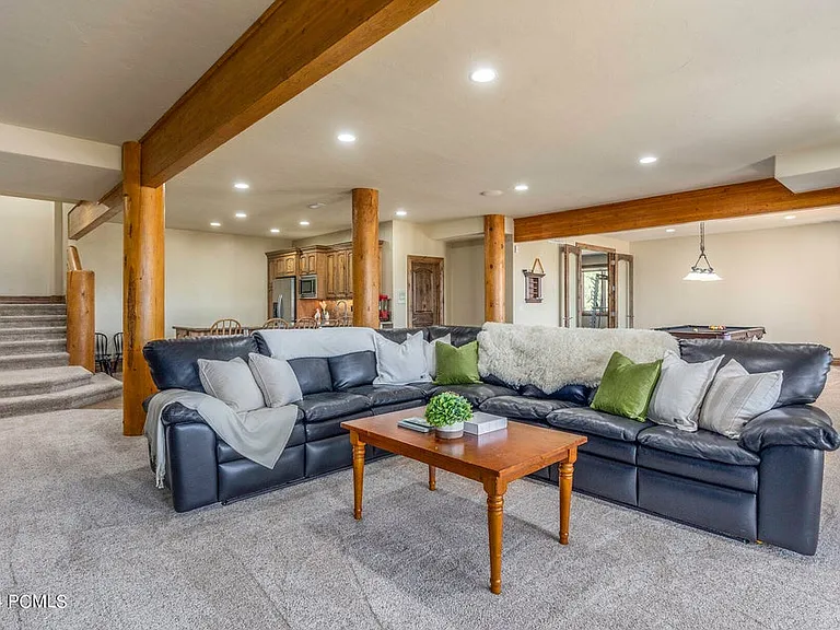 2600 Meadows Dr — Photo 19