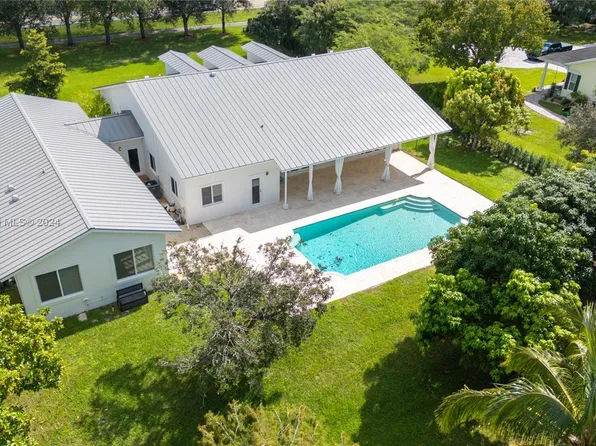 2001 SW 112th Ave, Fort Lauderdale, FL 33325