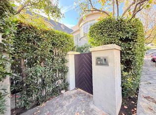 2285 N Beachwood Dr #10, Los Angeles, CA 90068