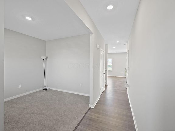 4th image of 483 Madison Way