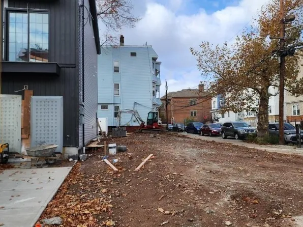 225 21St St, Irvington Twp., NJ 07111