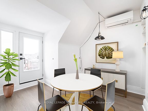 3rd image of 28 Beatrice St Floor 3