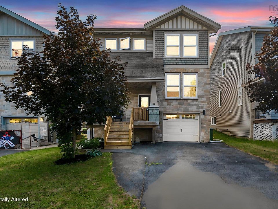 1st image of 51 Capstone Cres