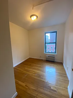 Rented by Oxford Property Group | media 44