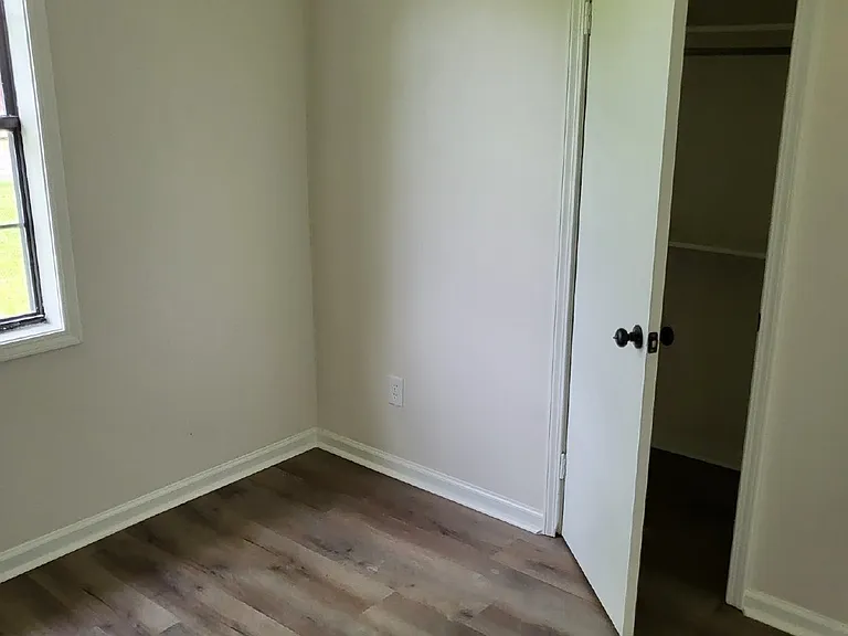 820 Smith Ave — Photo 27