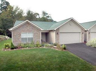 108 Gleneagles Dr, Greensburg, PA 15601