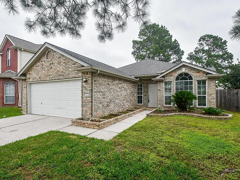 10614 Sunswept Fields Ln — Photo 2