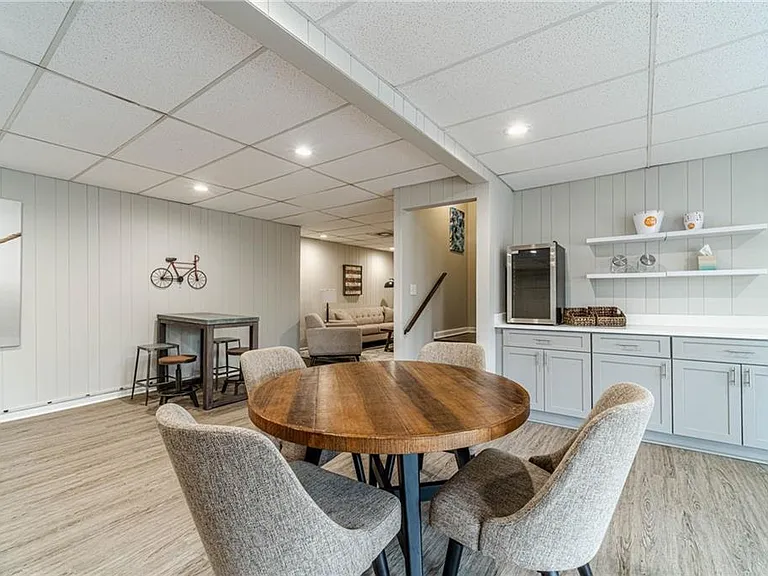 691 Harbor Cv — Photo 41