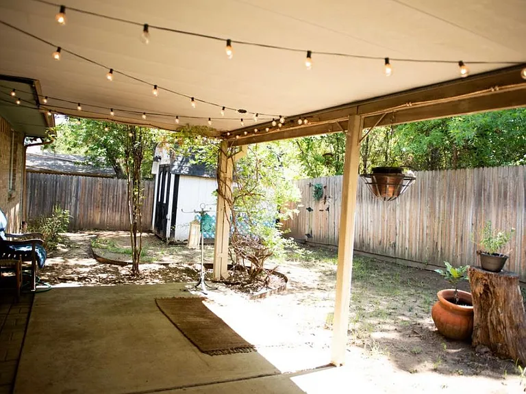 2421 Bonham Trl — Photo 19
