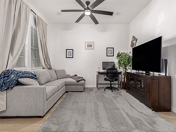 5th image of 12393 W Trumbull Rd