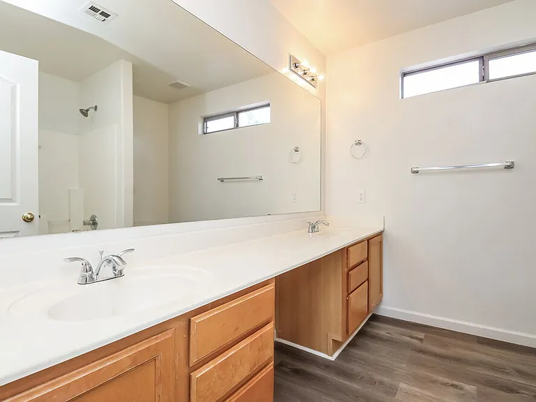 2024 E Appaloosa Rd — Photo 12