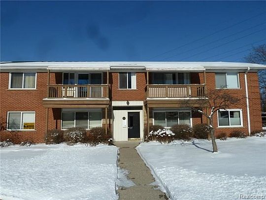 1st image of 3126 Linwood Ave Unit 7A