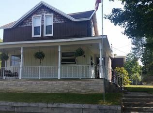 411 Johnson St E, Hart, MI 49420