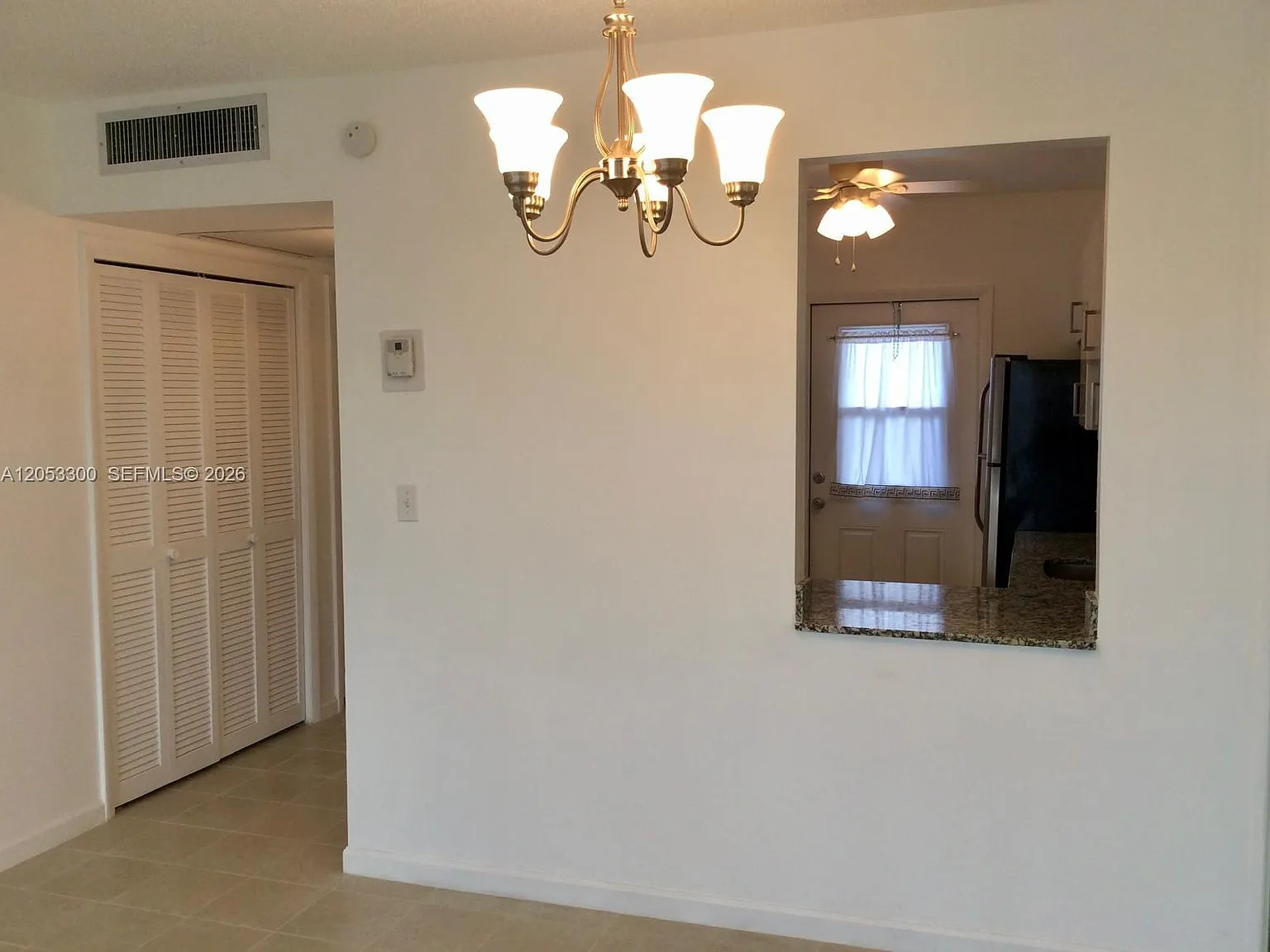 Sheridan Lakes Condo Apts — Photo 3