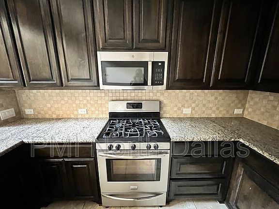 5th image of 532 S Greenville Ave