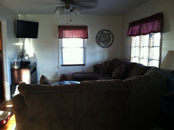 4th image of 231 Devonshire Dr