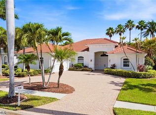 1817 Lagoon Ln, Cape Coral, FL 33914