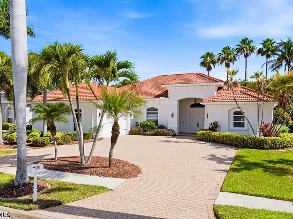 1817 Lagoon Ln, Cape Coral, FL 33914