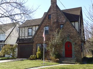 75 Overlook Ter, Bloomfield, NJ 07003