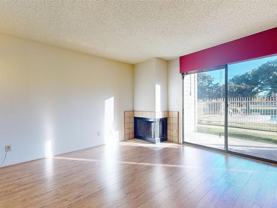 1st image of 8365 Sands Point Dr #221