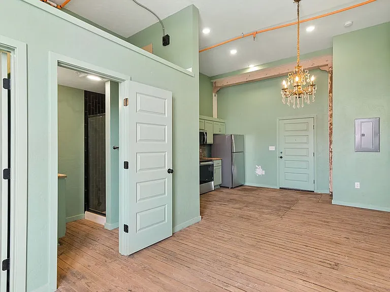Brand new apartments in downtown Springfield! — Photo 52