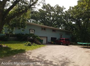 1755 Greenway Rd, Sun Prairie, WI 53590