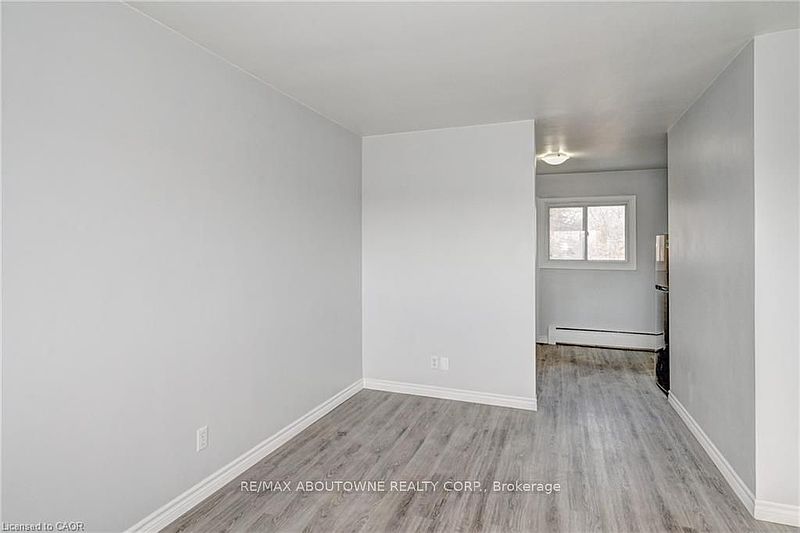 Kitchener Apartment for rent - 1 Bedroom — photo 10