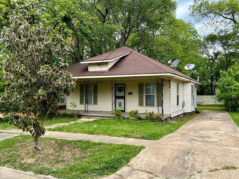 1st image of 726 Warner Ave