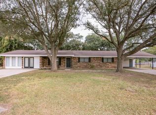 506 Rhodes Rd, Victoria, TX 77904