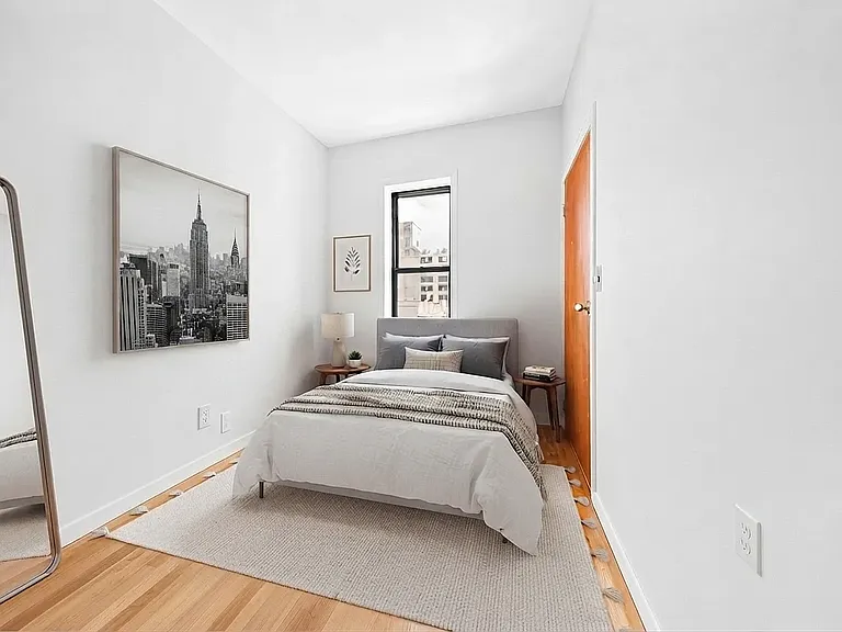 328 E 14th St #30 — Photo 5